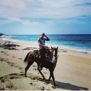 Meet your Posher, Donna,